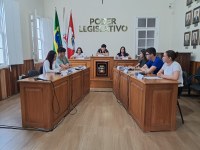 Câmara do Futuro realiza 4ª Reunião Ordinária com homenagens, indicações e aprovação de Projeto de Lei