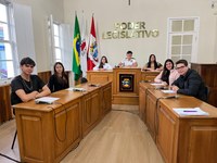 Câmara Municipal de Passa-Quatro realiza 2ª Reunião Ordinária do Parlamento Jovem – Câmara do Futuro 2025