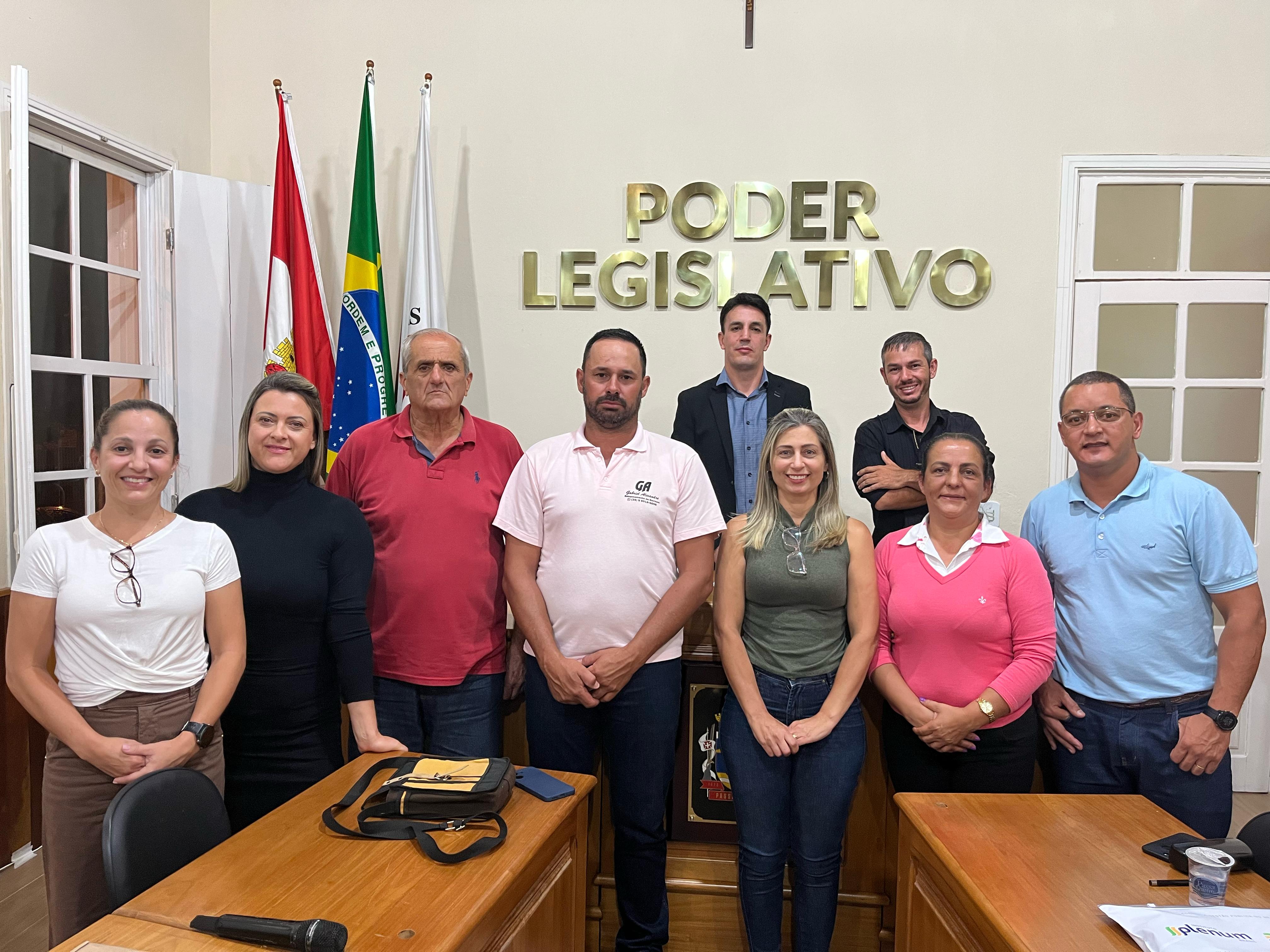 Vereadores de Passa-Quatro recebem a visita do vereador Gabriel Alexandre, de São Sebastião do Rio Verde